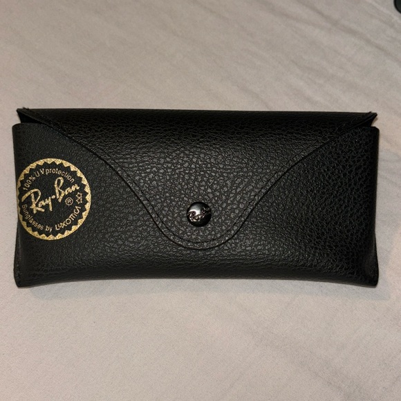 Black aviator Ray Bans - Picture 4 of 5